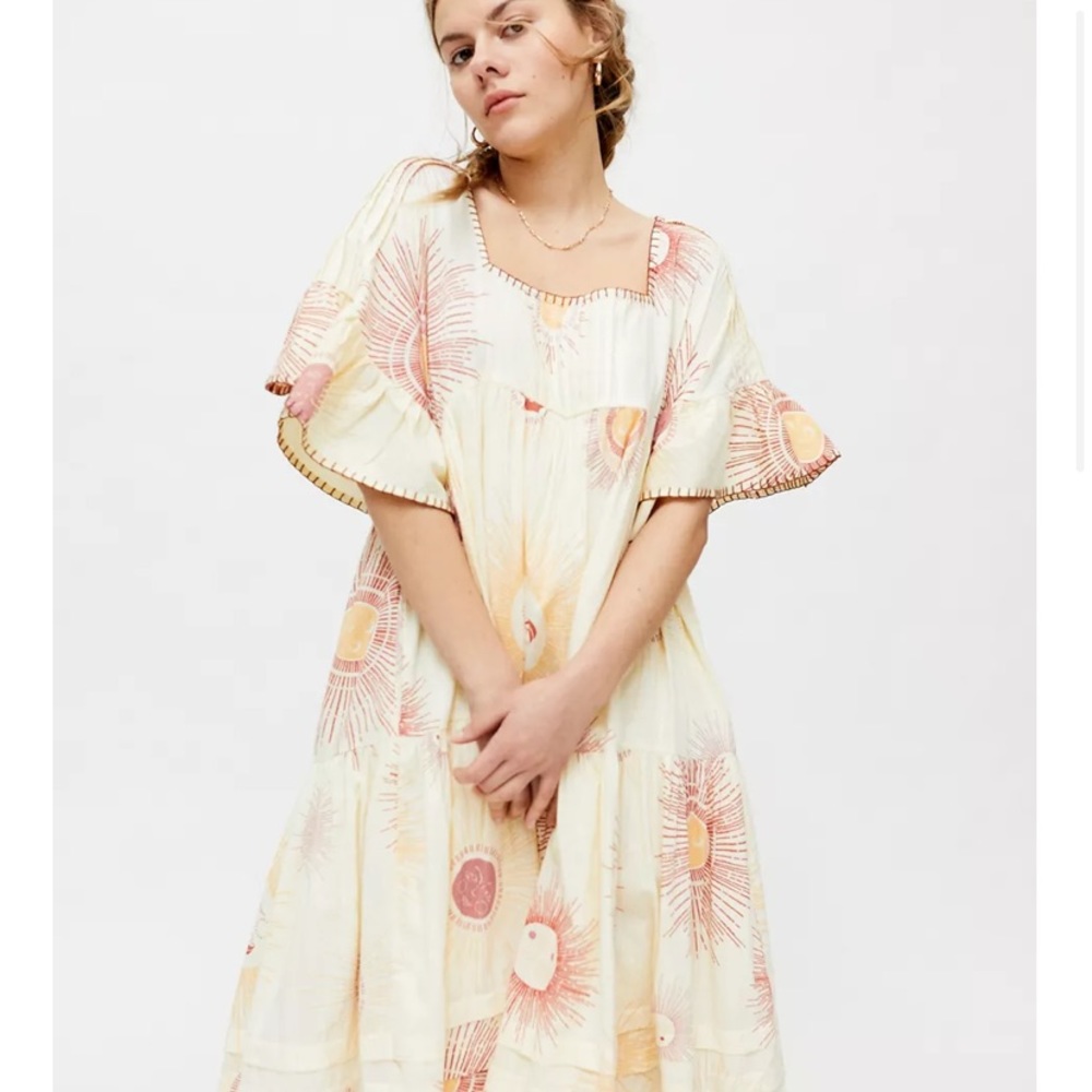 NWOT Urban Outfitters Total Eclipse Midi Dress